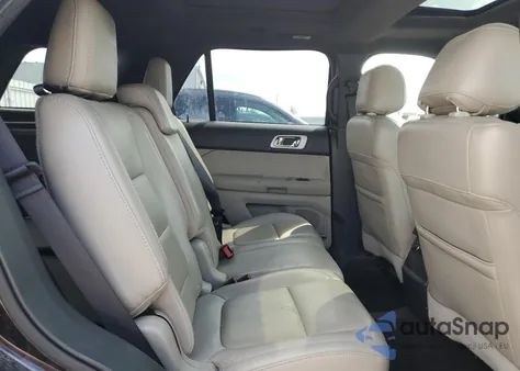 2014 Ford Explorer Xlt z USA, uszkodzony, nr VIN 1FM5K8D88EGA98137